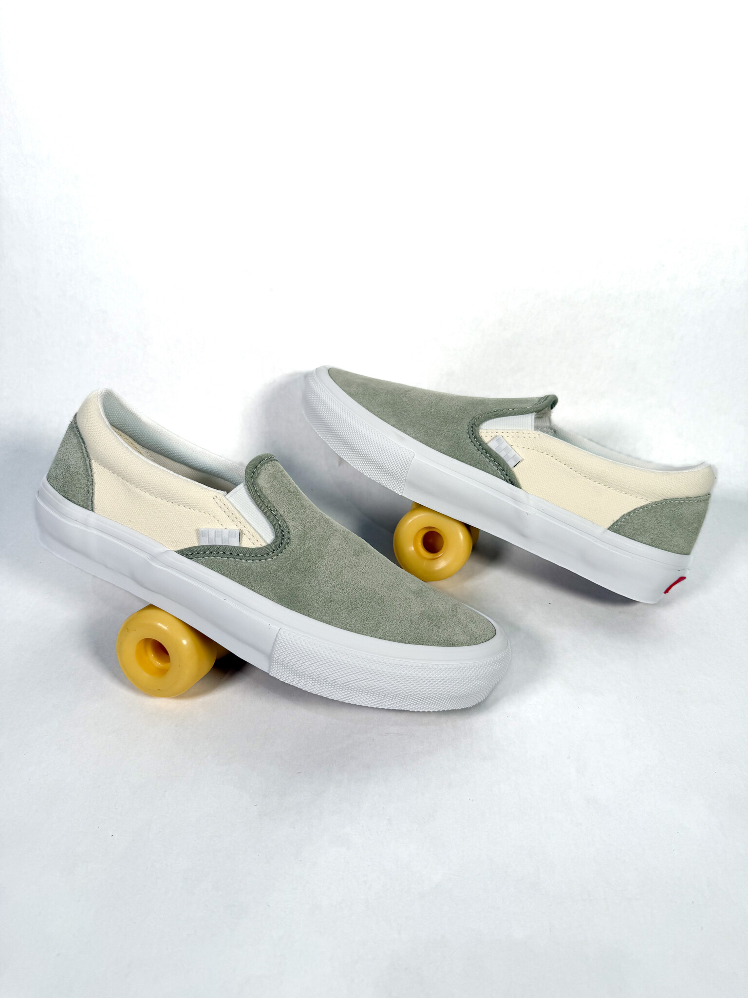 Skate Slip-On - Sage - KINGSWELL - Los Feliz display picture 2