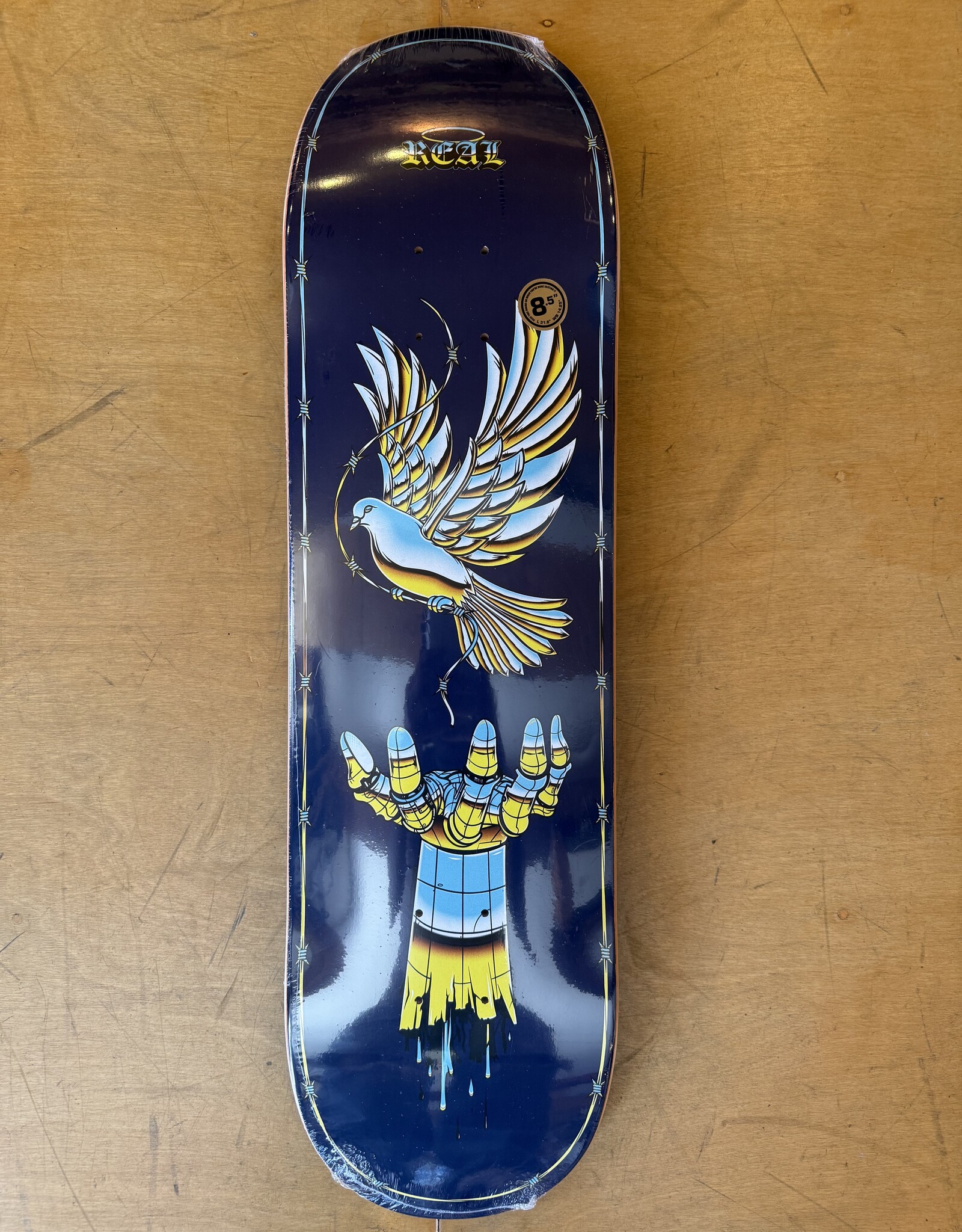 REAL SKATEBOARDS Synthetic Peace Team Deck - 8.5