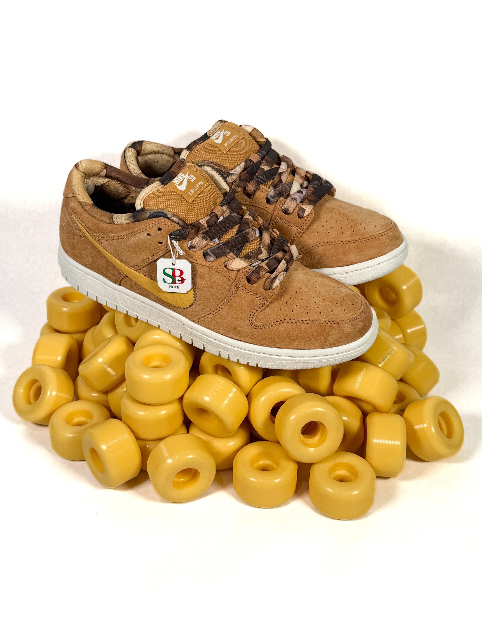 NIKE SB Dunk Low Pro NOTE Shop - Flax / Honeycomb