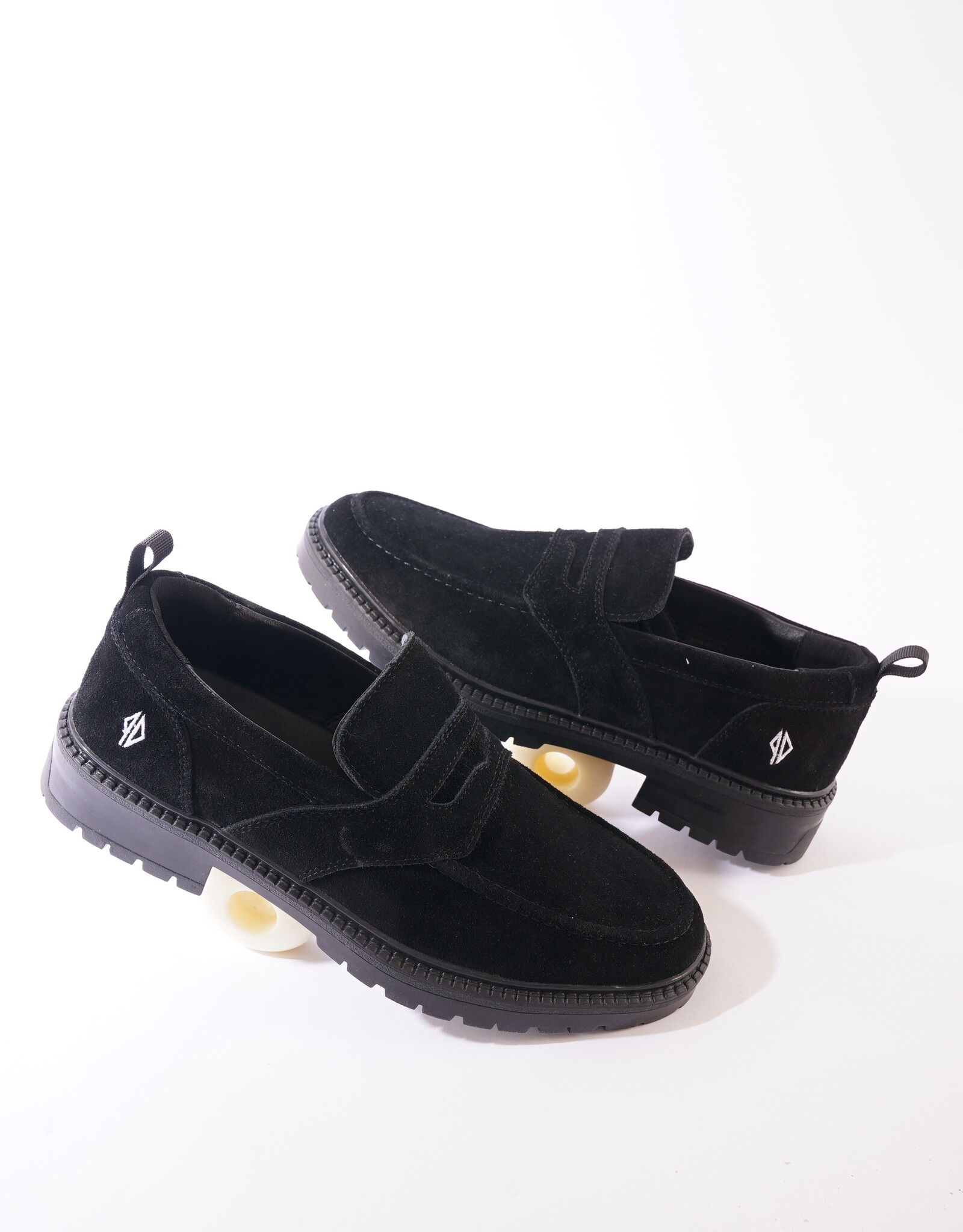 HOURS IS YOURS Cohiba PD Dollin Loafer - Black