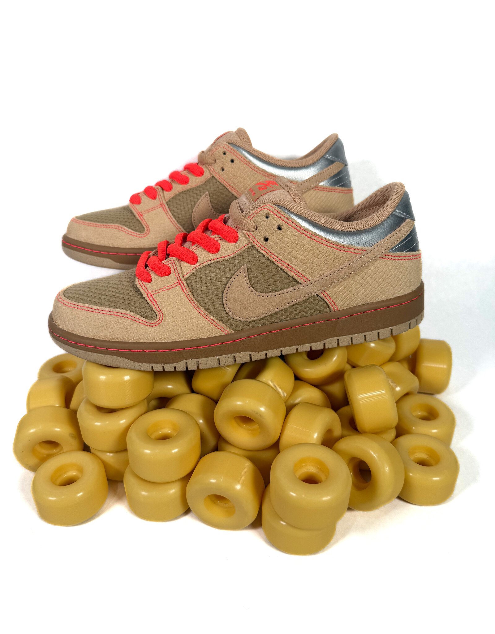 NIKE SB Dunk Low Pro “Songkran” - Canvas / Vachetta Tan