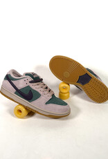 NIKE SB Dunk Low Pro - Mineral Slate / Dark Raisin