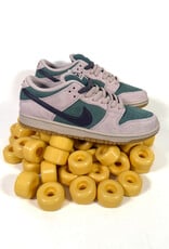 NIKE SB Dunk Low Pro - Mineral Slate / Dark Raisin