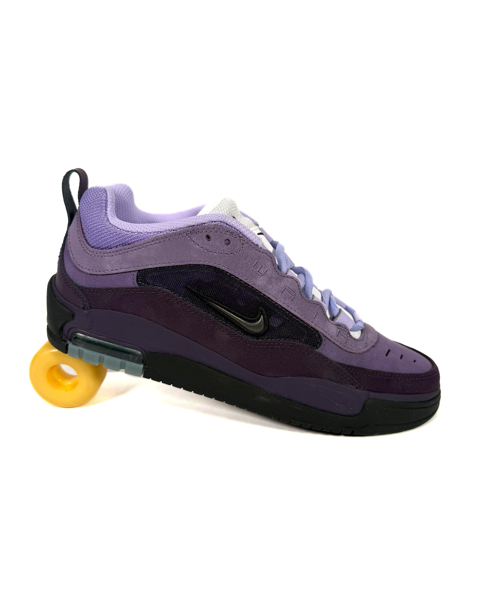 NIKE Air Max Ishod - Grand Purple / Black