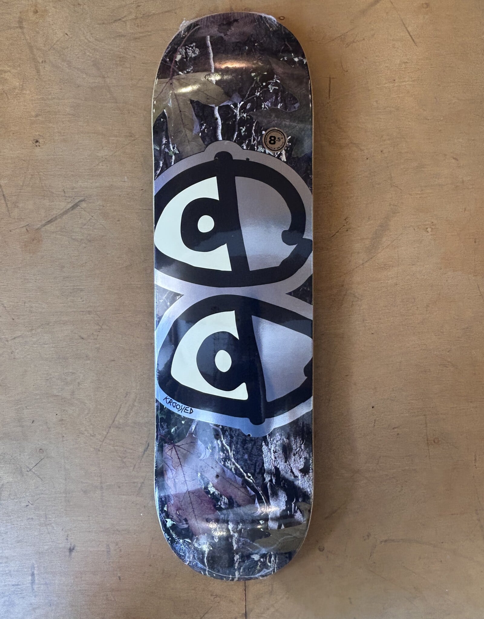 Eyes Camo / Foil Team Deck - 8.5