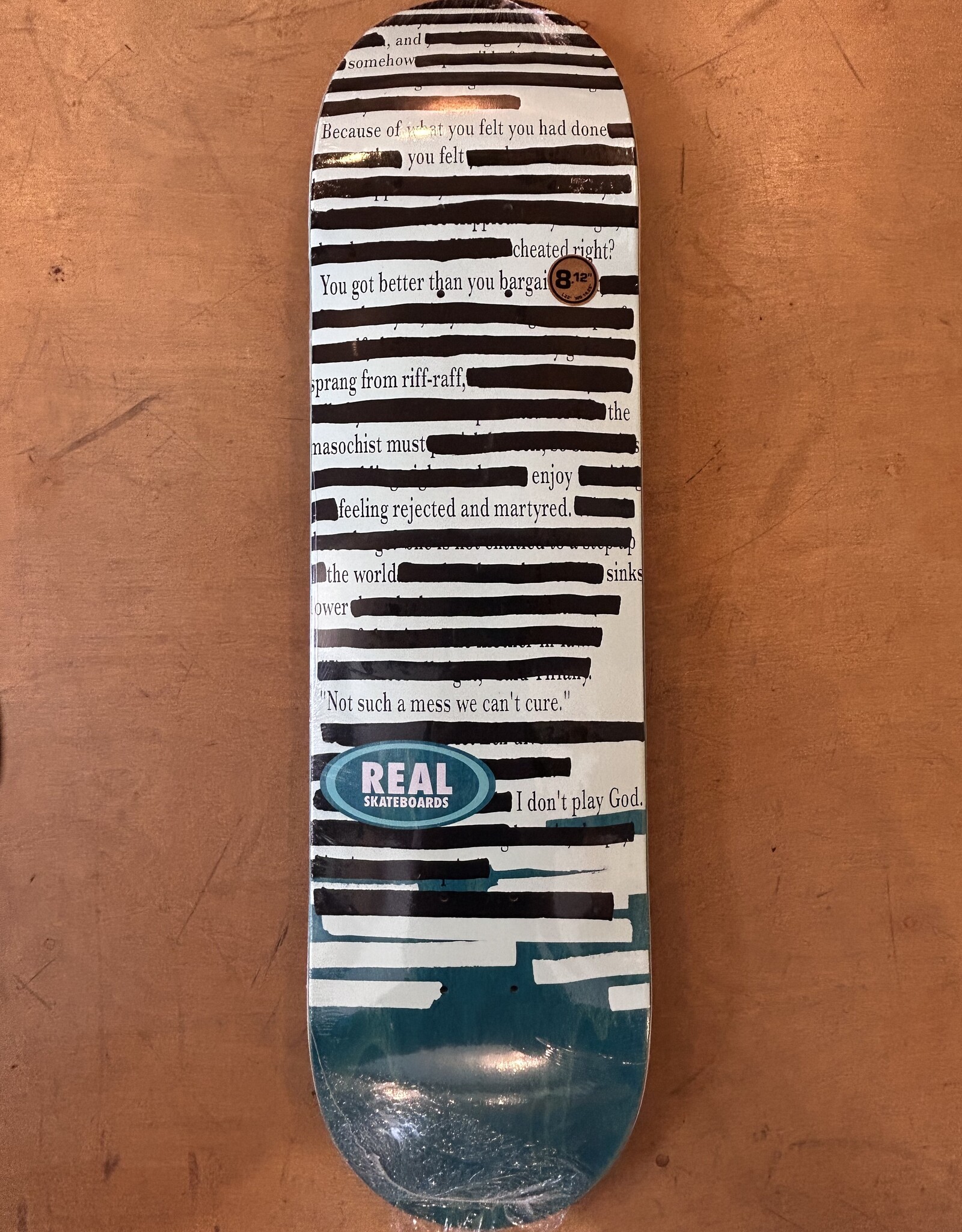 REAL SKATEBOARDS Non Fiction Team Deck - 8.12