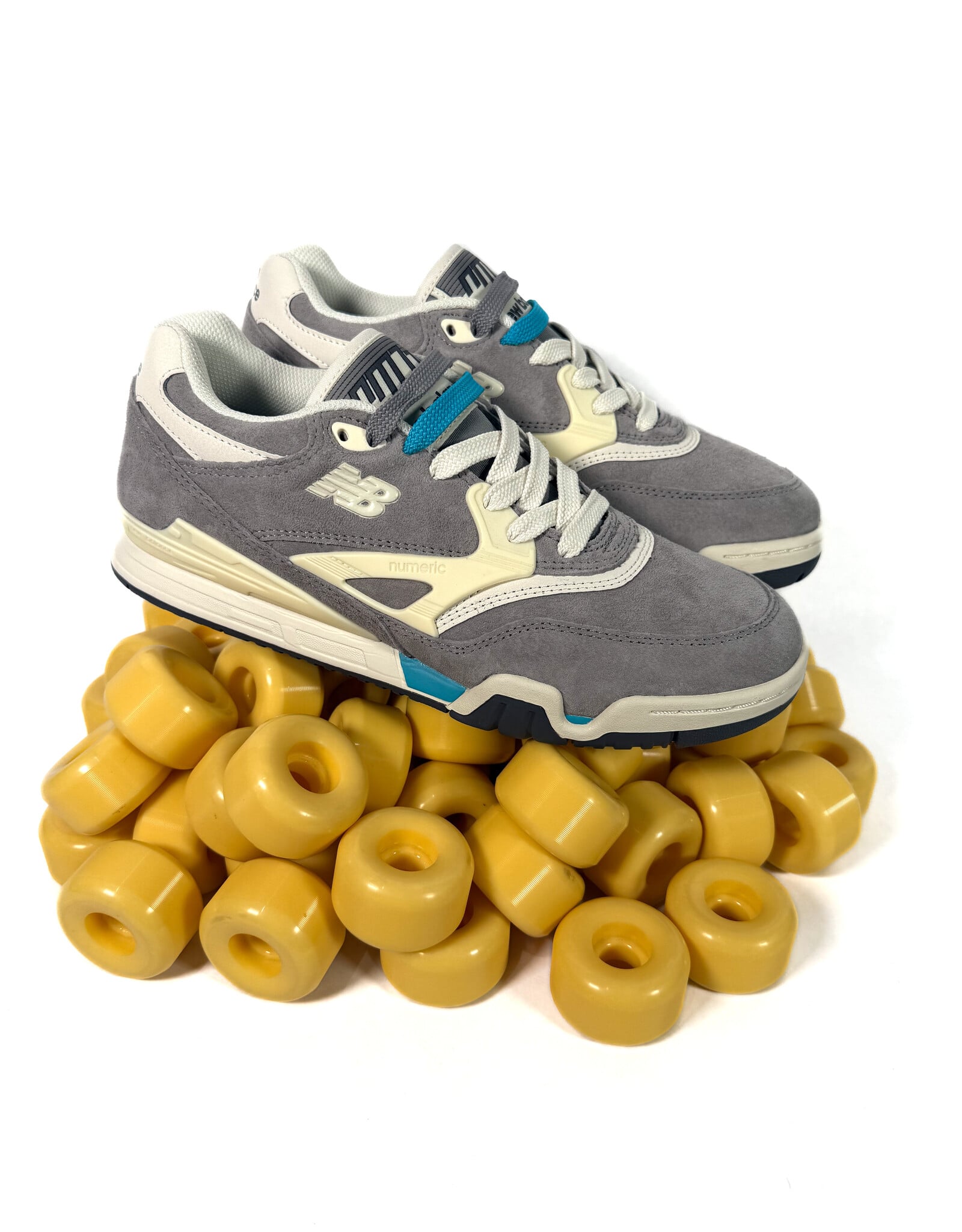 NEW BALANCE NB Numeric 770 - Grey / Blue