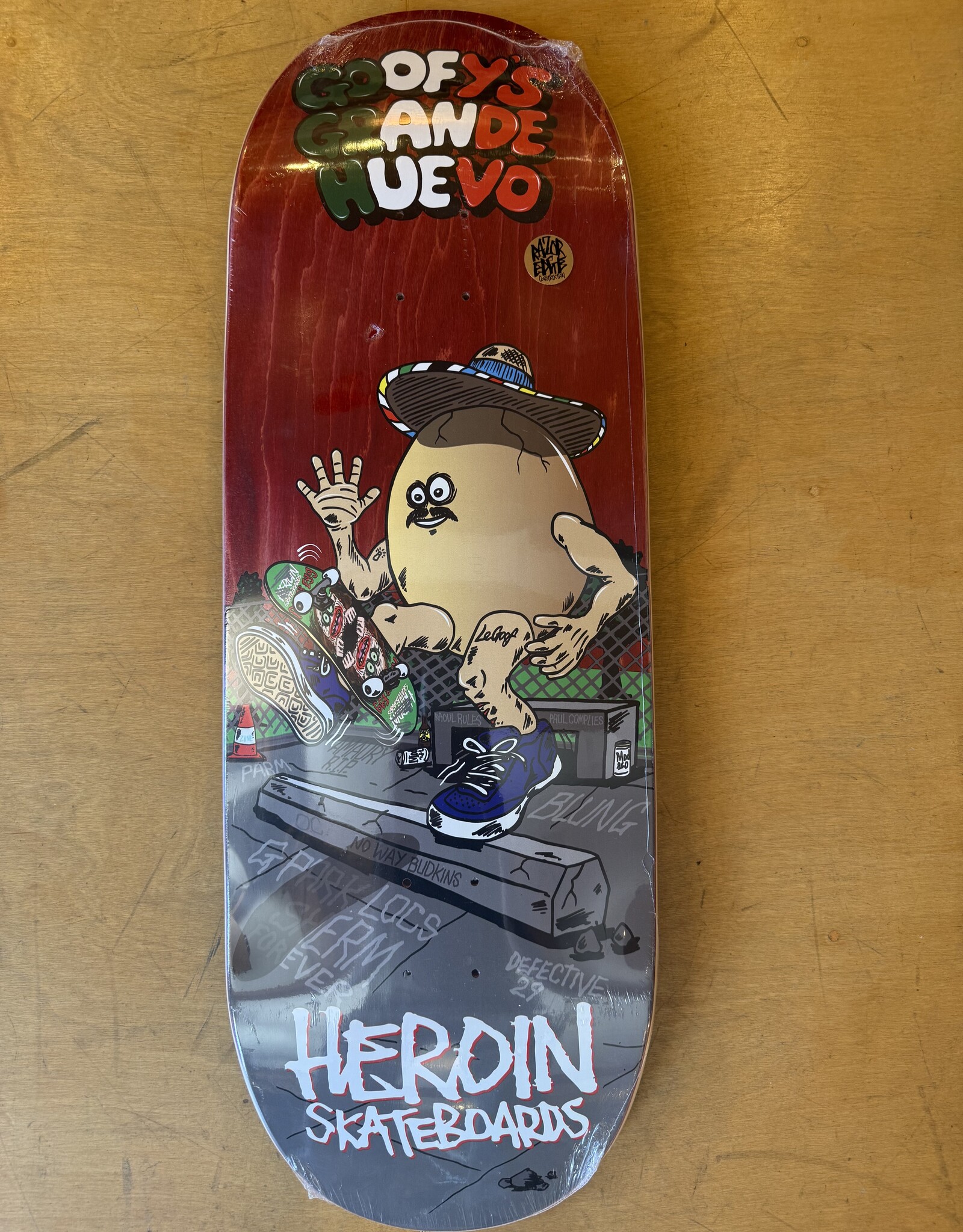 HEROIN Goofy's Grande Egg Deck - 10.75