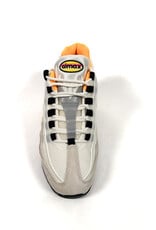 NIKE SB FC Pack Air Max 95 "Club 58" - Sail / Black / Laser Orange