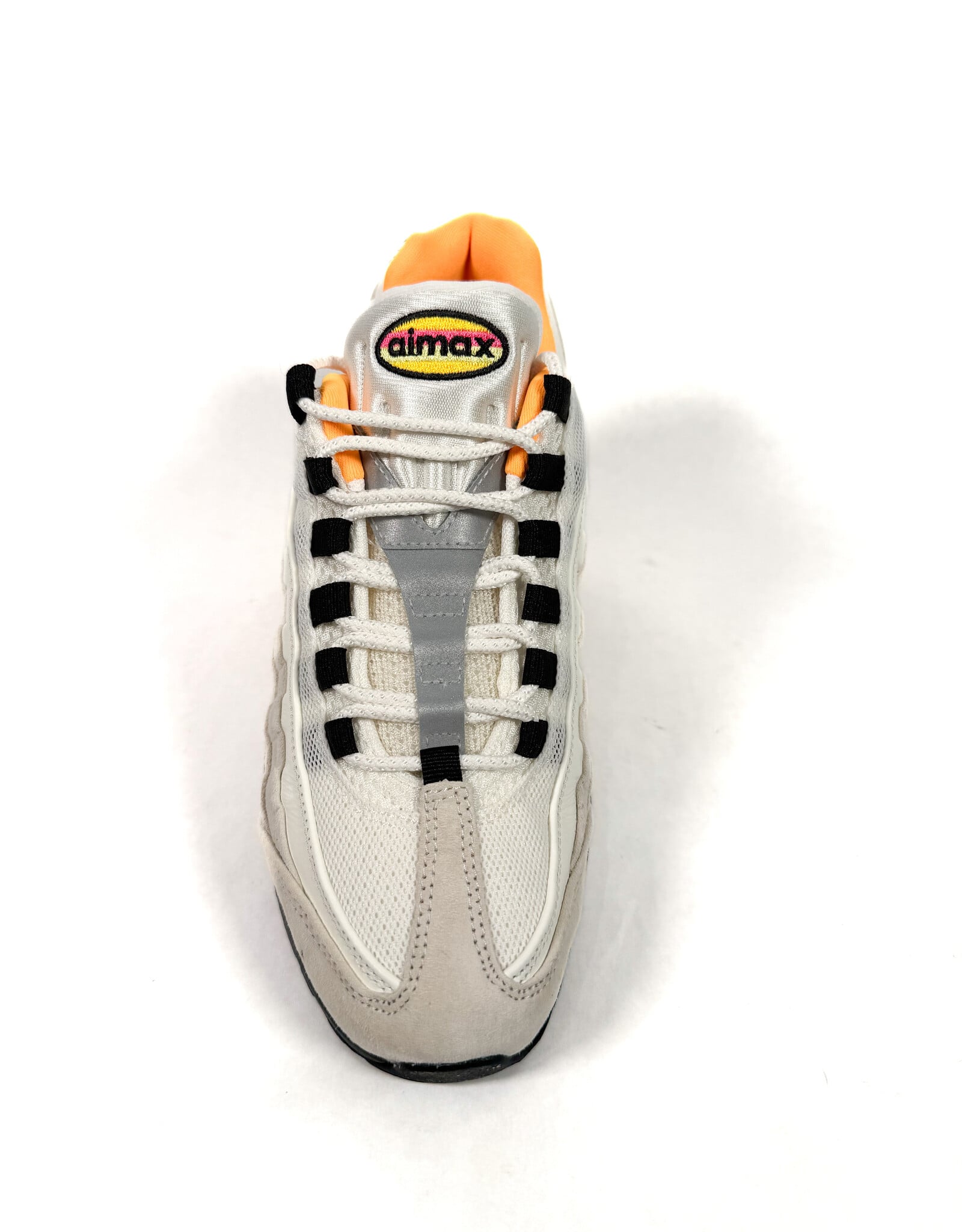 NIKE SB FC Pack Air Max 95 "Club 58" - Sail / Black / Laser Orange