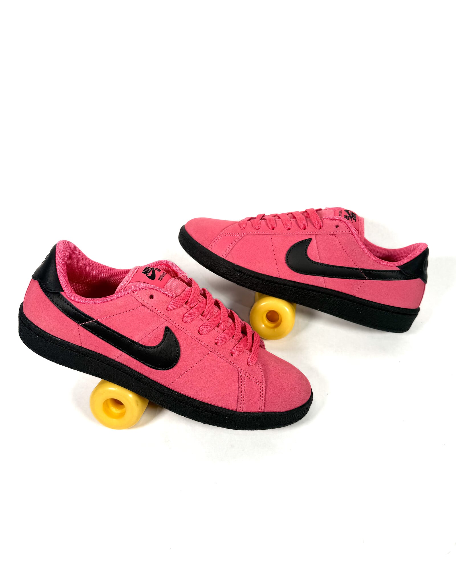 NIKE SB FC Pack Zoom Tennis Classic Skate Shoes - Hyper Pink / Black