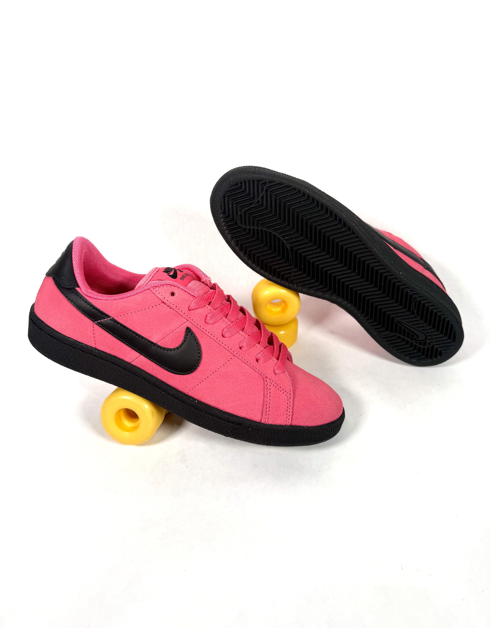 NIKE SB FC Pack Zoom Tennis Classic Skate Shoes - Hyper Pink / Black