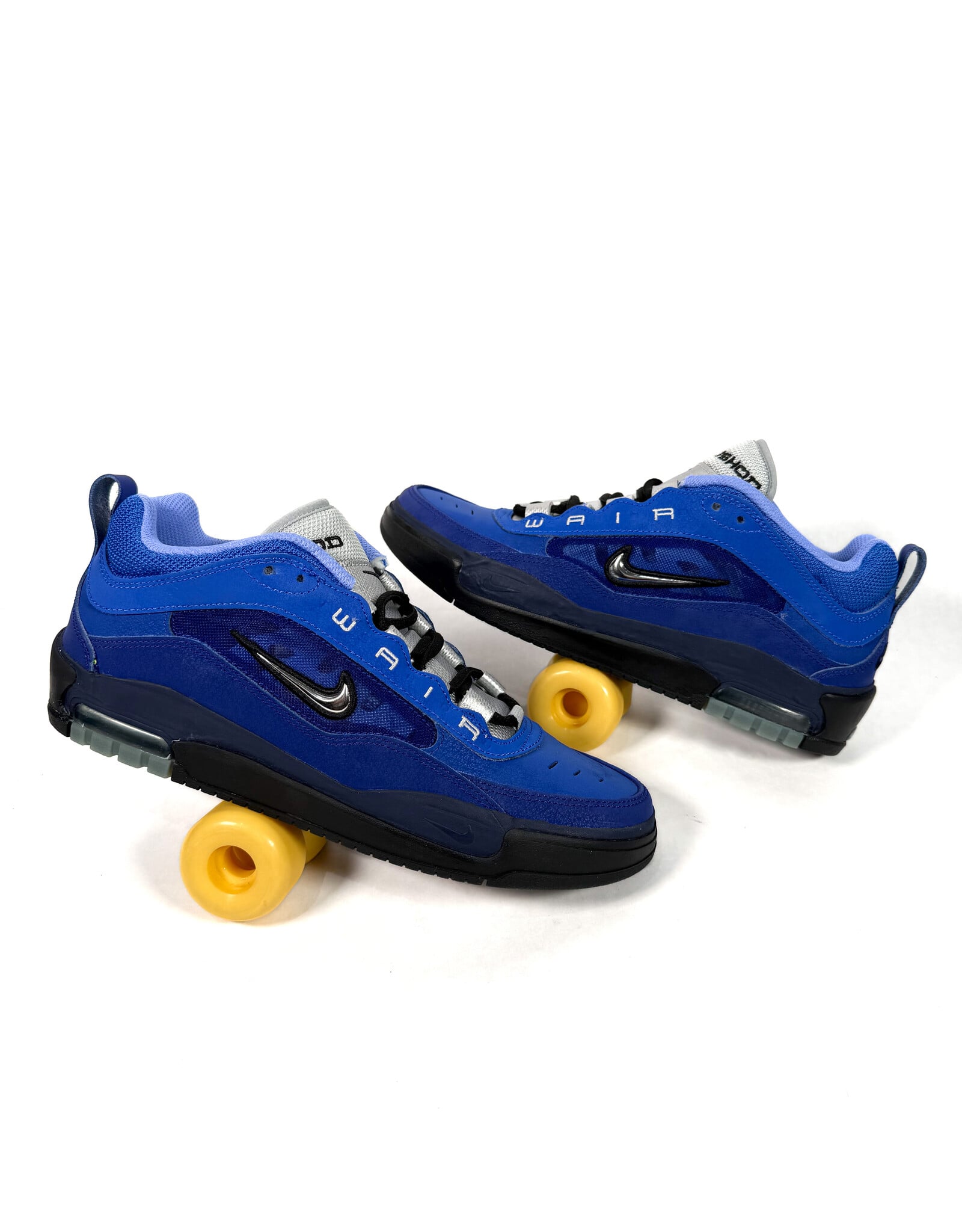 NIKE Air Max Ishod - Blue Void / Metallic Silver