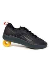 NIKE SB Zoom Nyjah 4 - Cool Grey / White / Wolf Grey