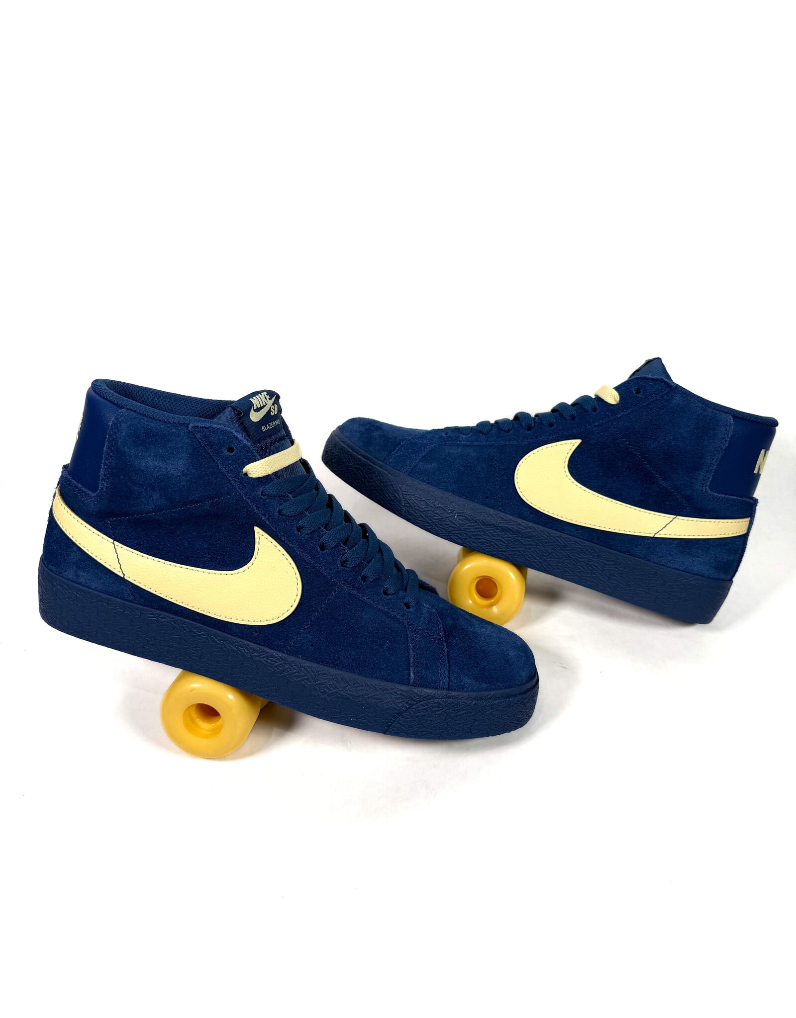 NIKE SB Zoom Blazer Mid - Coastal Blue / Pale Yellow