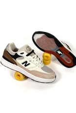 NEW BALANCE NB Numeric Andrew Reynolds 933 - Brown / White