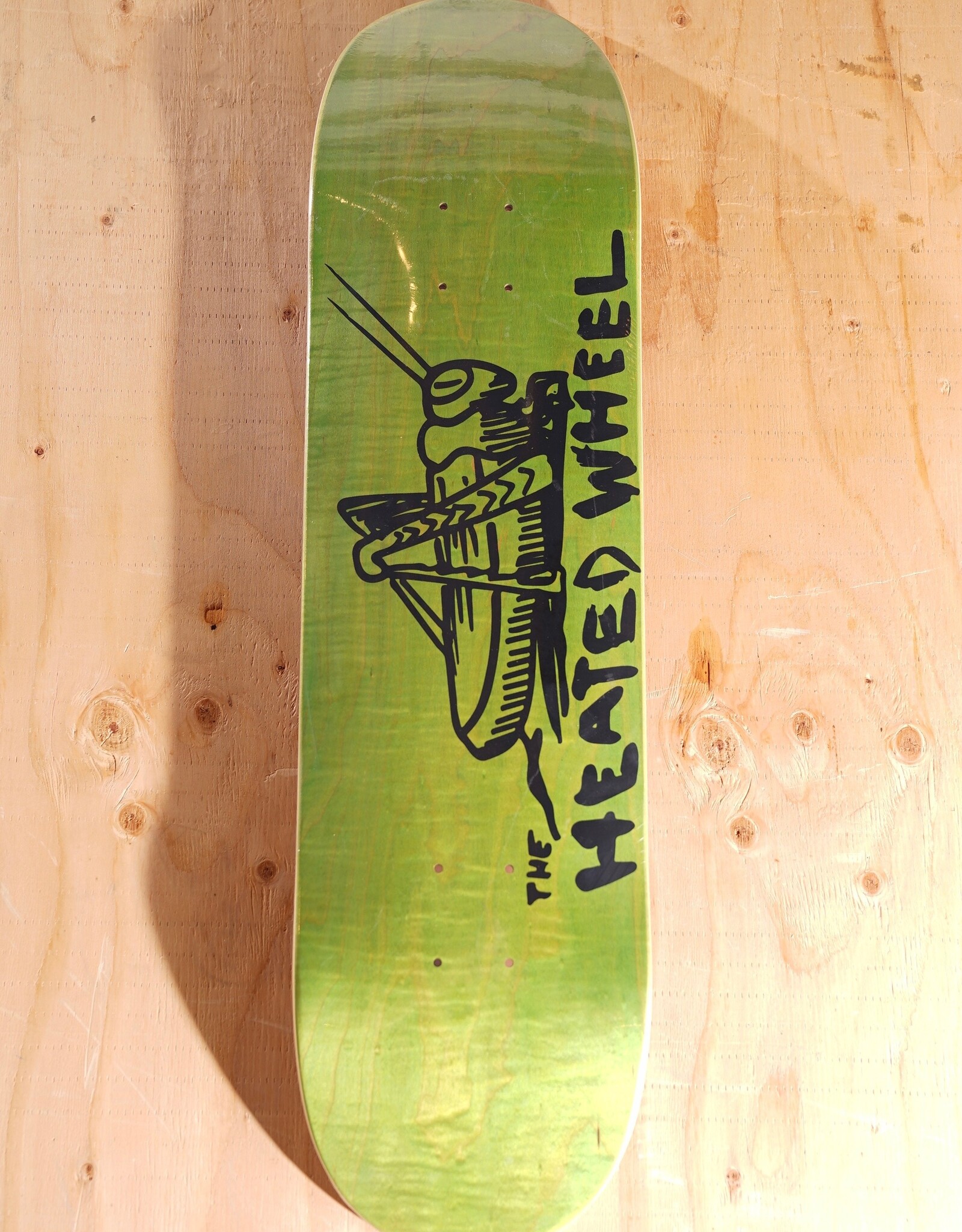 THE HEATED WHEEL Grasshopper team Deck - 8.25