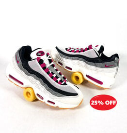 NIKE SB Air Max 95 - Summit White / Cactus Flower