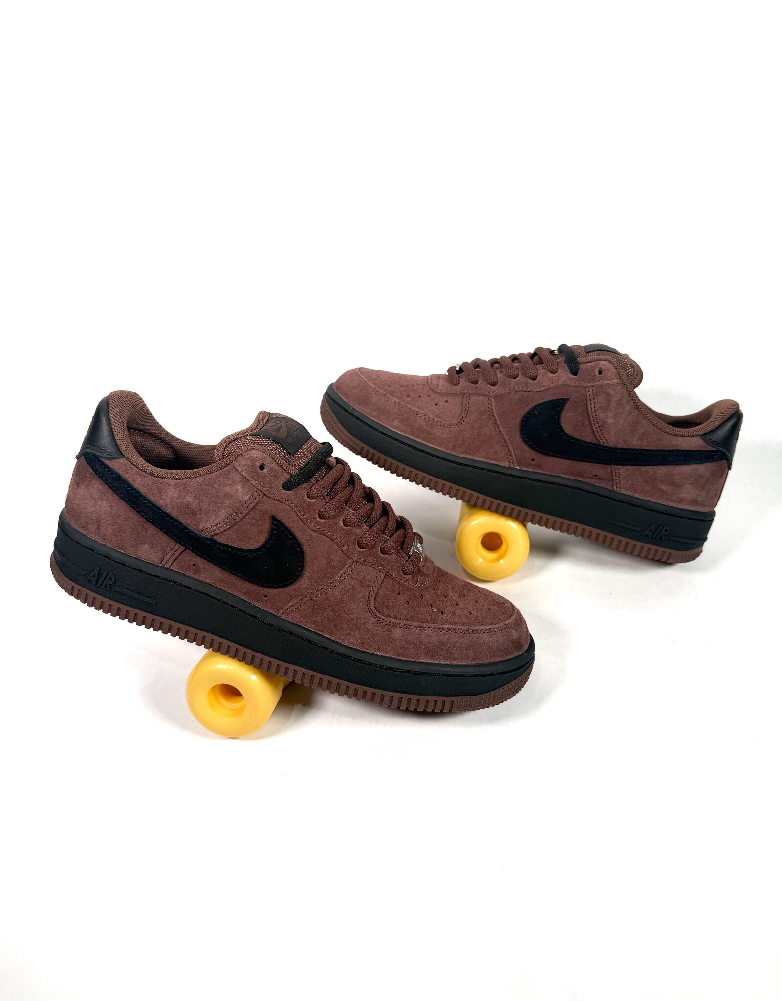 NIKE SB Air Force 1 - Light Chocolate