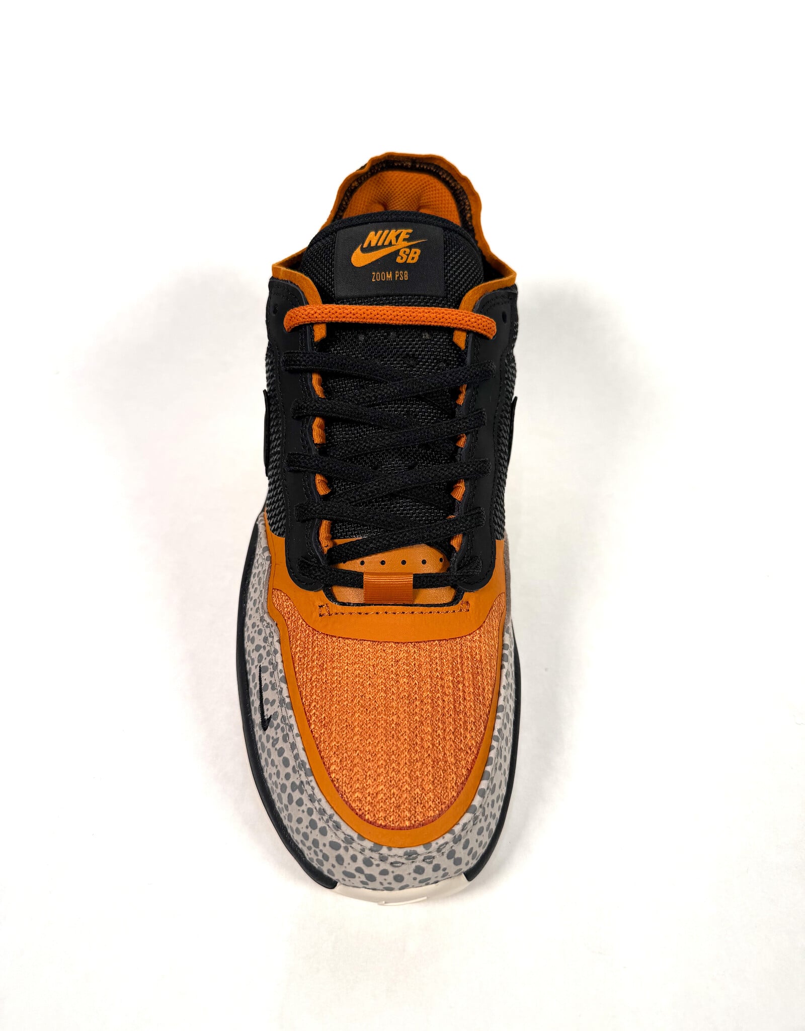 NIKE SB PS8 - Cobblestone / Black / Monarch
