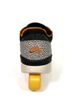 NIKE SB PS8 - Cobblestone / Black / Monarch