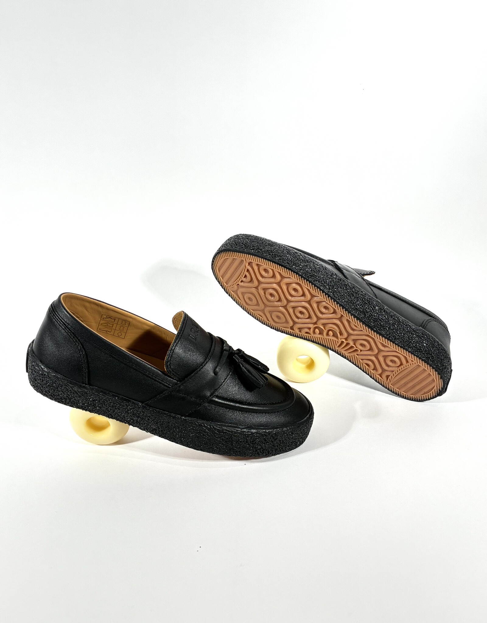 LAST RESORT VM005 Loafer - Black/Black