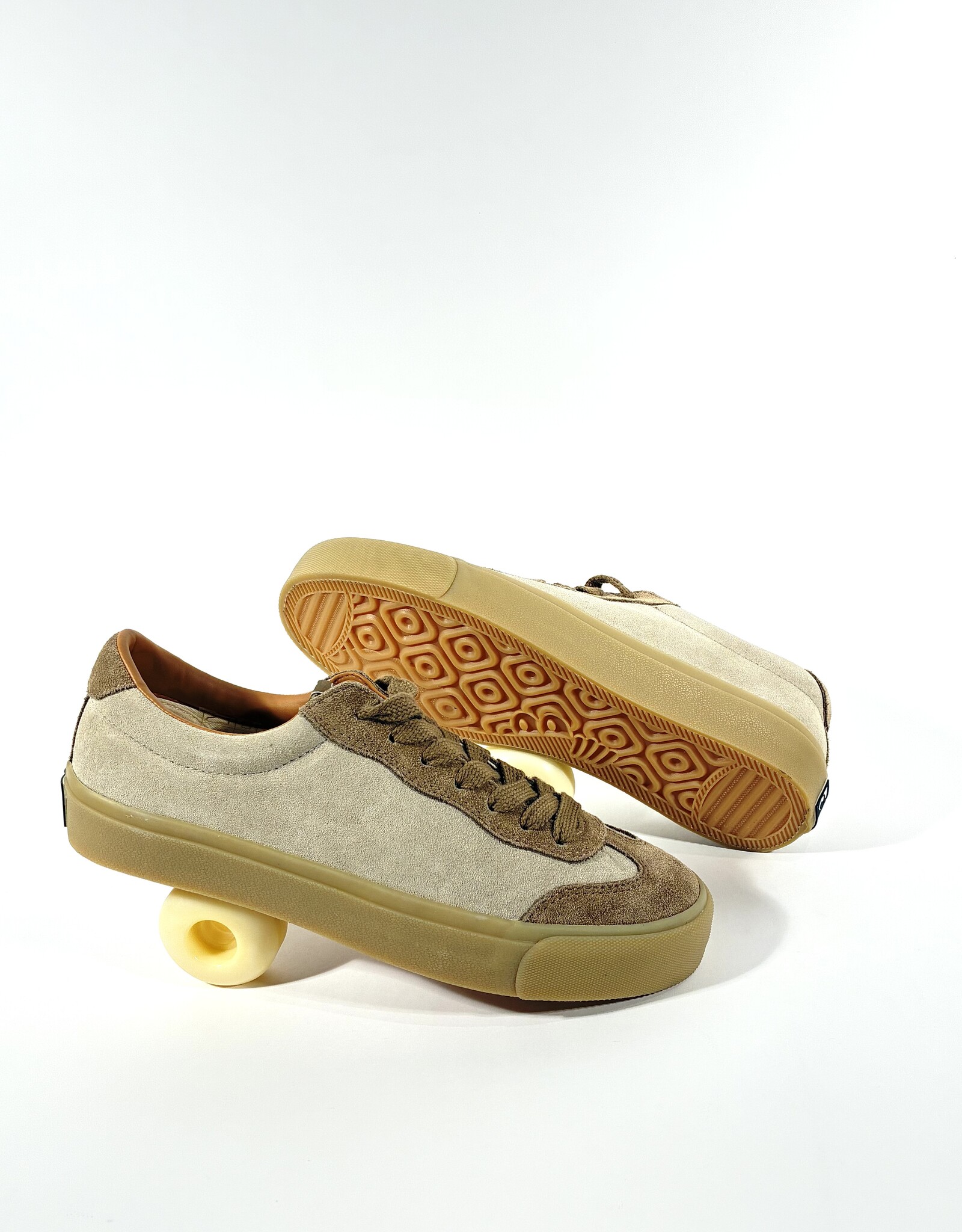 LAST RESORT VM 005 Milic - Duo Sand/Gum