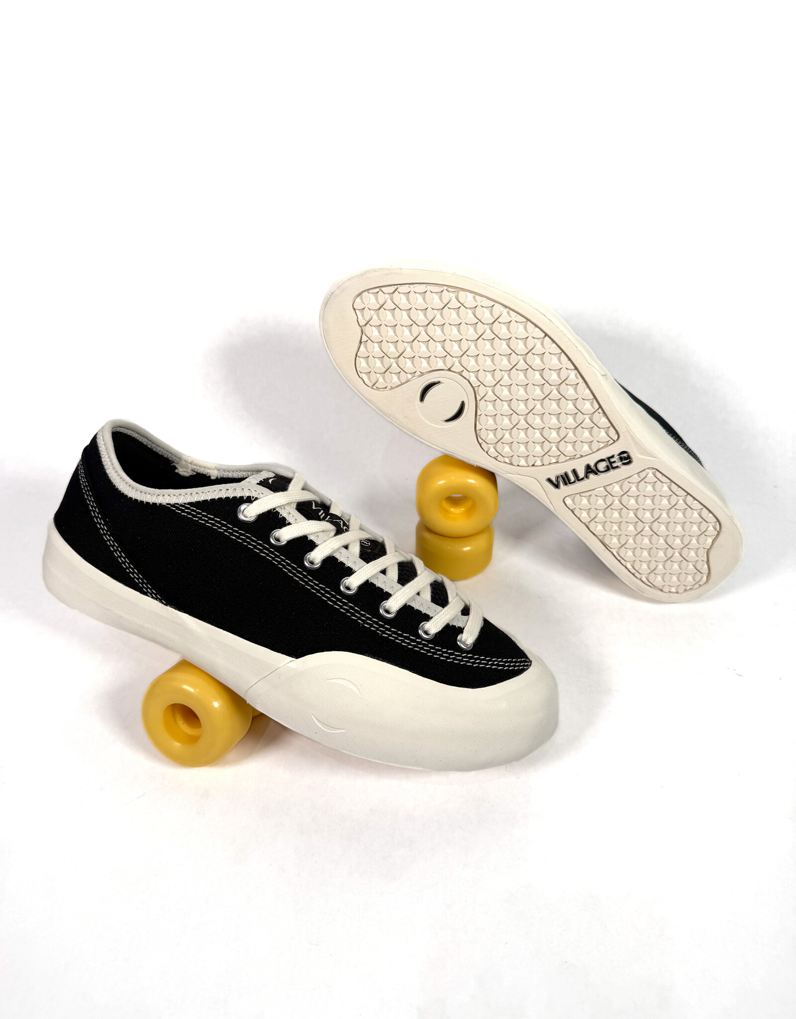 VILLAGE PM 1:30 PM Canvas - Black / Whisper White