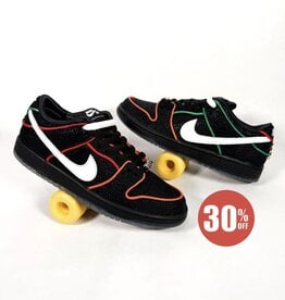 NIKE SB Dunk Low Pro Bronx Girls Skate - Black / White / Challenge Red