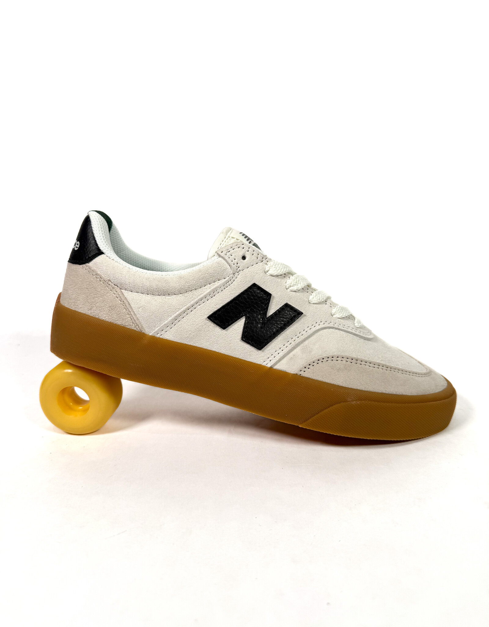 NEW BALANCE NB Numeric 340 - White / Black