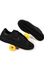 NIKE SB Zoom Tennis Classic - Black / Black / Black