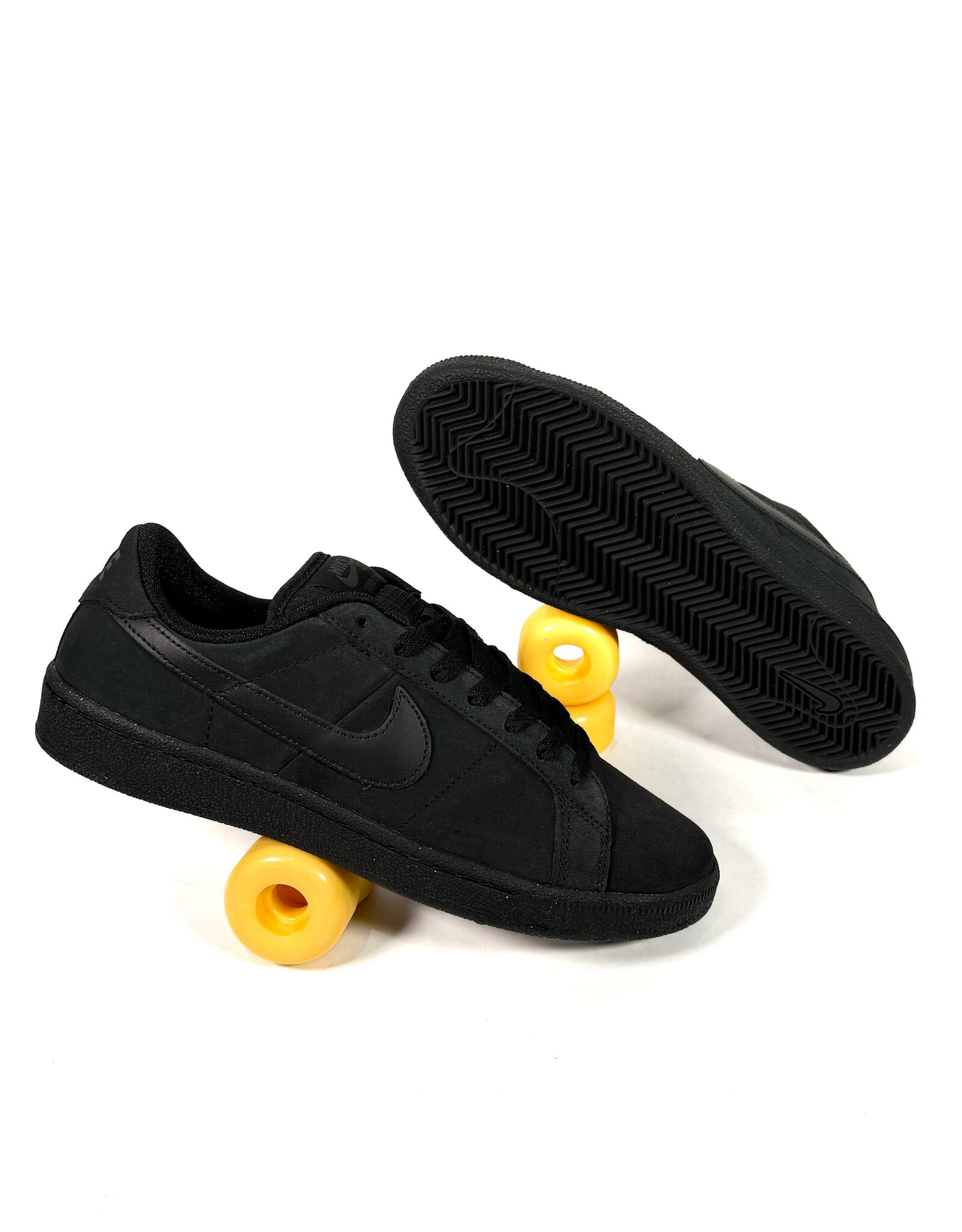 NIKE SB Zoom Tennis Classic - Black / Black / Black