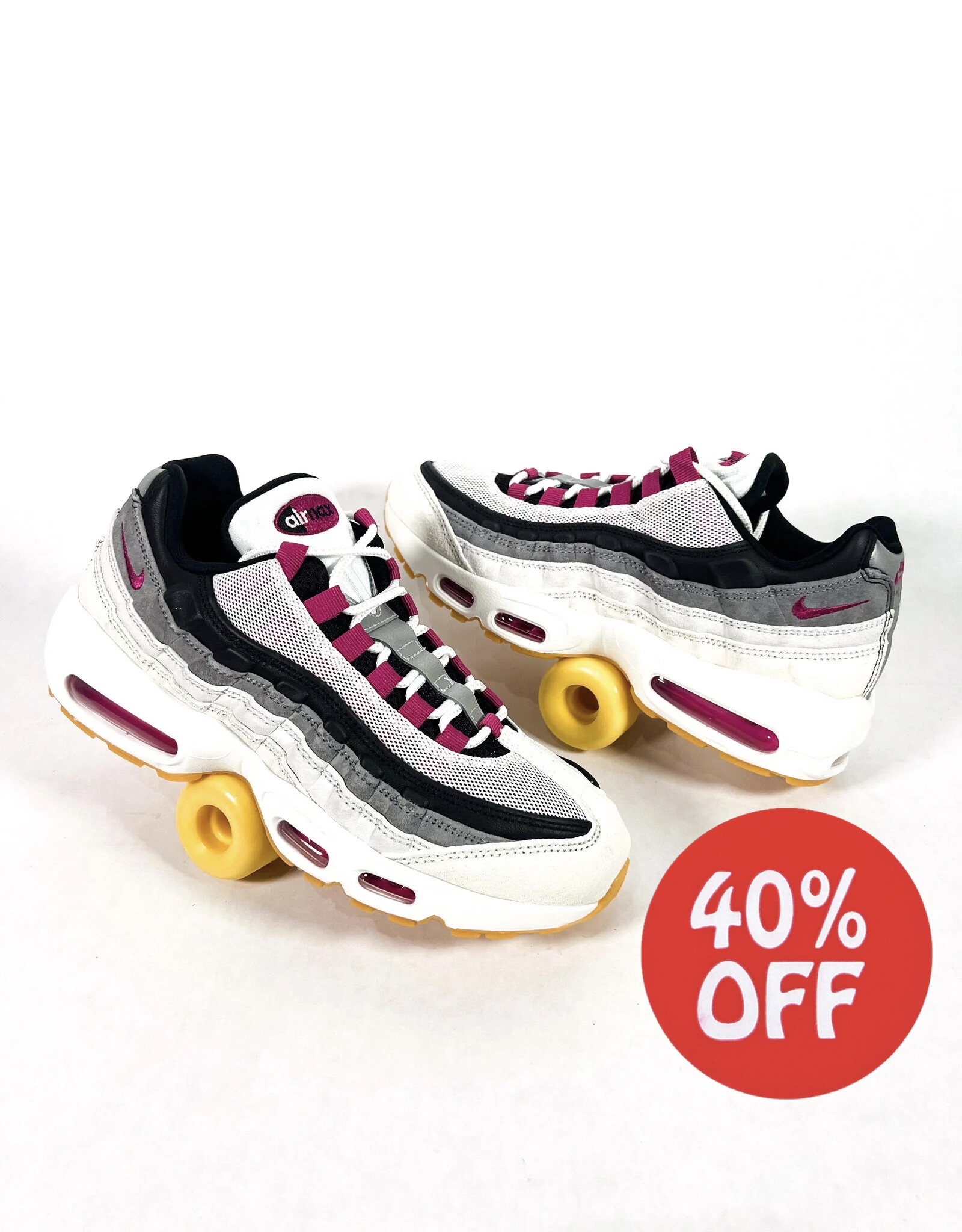 NIKE SB Air Max 95 - Summit White / Cactus Flower