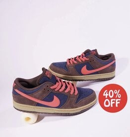 NIKE SB Dunk Low Pro - Baroque Brown / Adobe