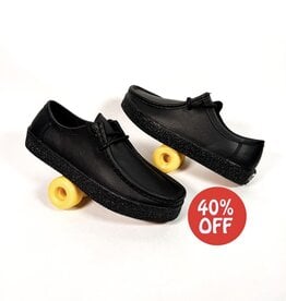LAST RESORT AB VM006 Moc LO Leather - Black / Black