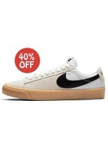 NIKE SB ZOOM BLAZER LOW PRO GT WHITE/BLACK-WHITE-WHITE