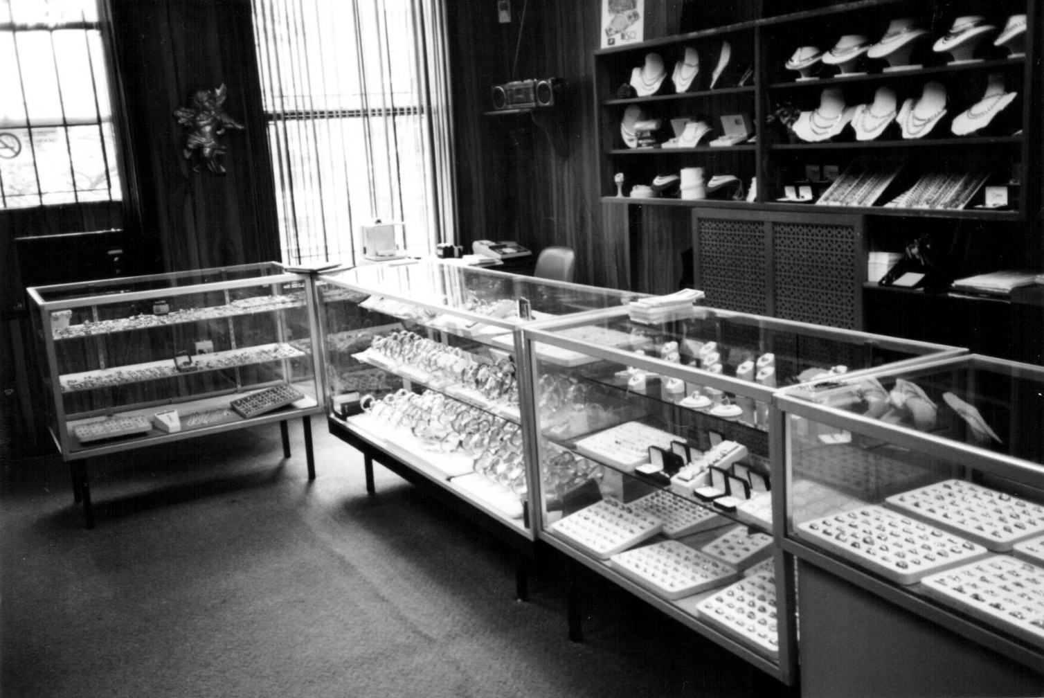 A Vancouver Tradition Since 1958 - Minichiello Jewellers