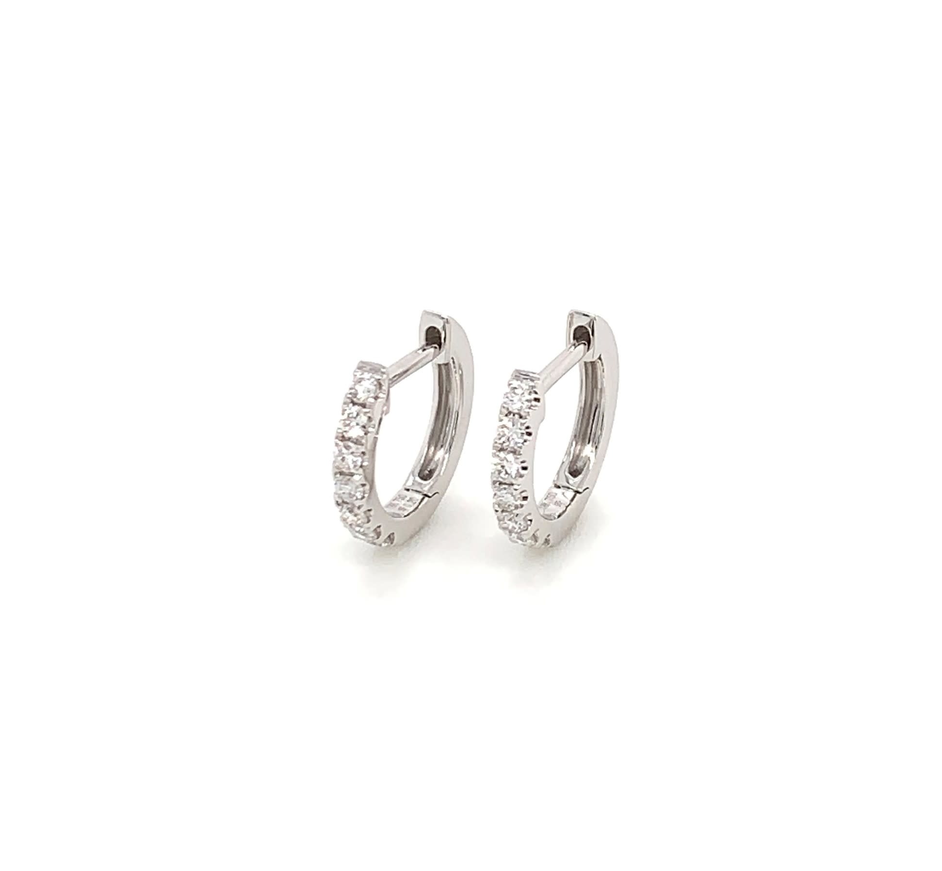 Buy Small Genuine Diamond Stud Earrings / 2.5mm Natural Tiny Diamond Stud  Earrings in 14k White Gold Plated Silver, Small Diamond Studs Online in  India - Etsy