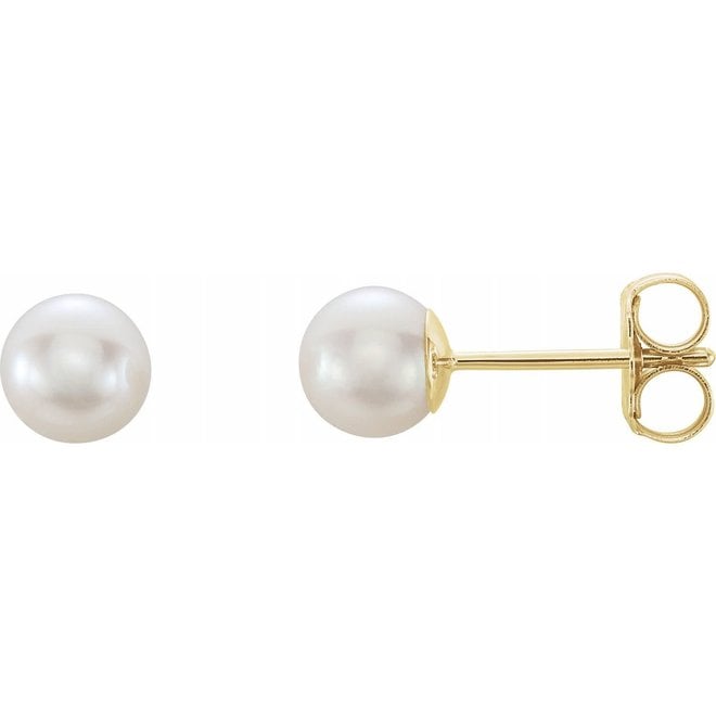 Pearl stud earrings 5-5.5mm