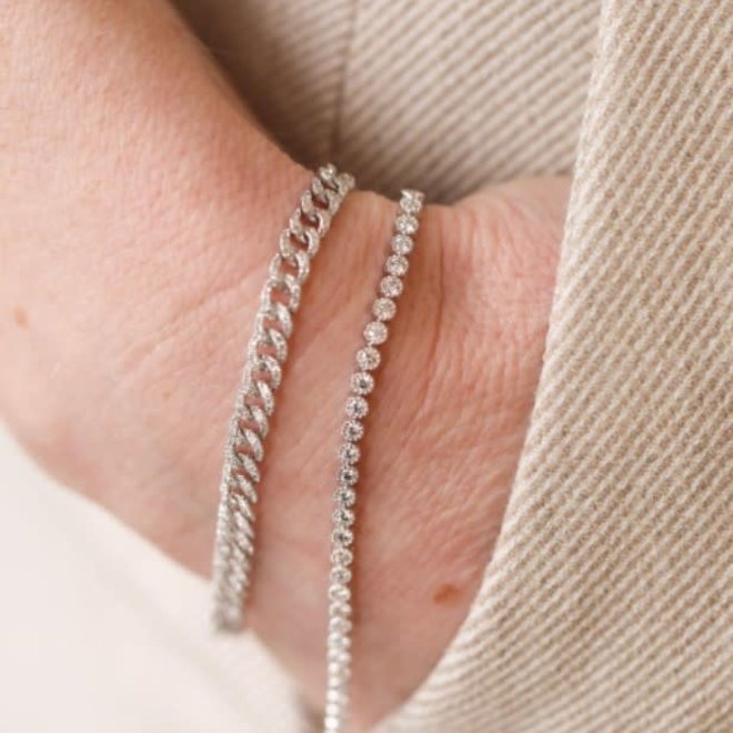 Diamond curb link bracelet