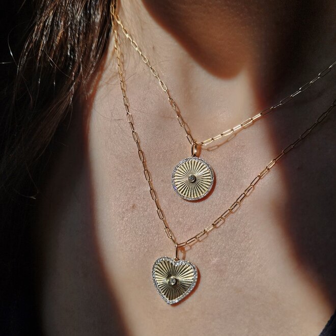 Fluted diamond heart pendant