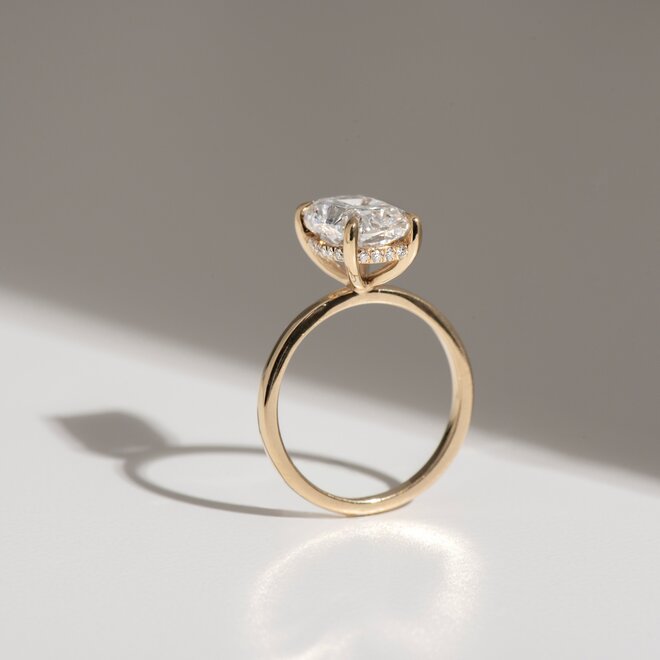 LAB The Olivia oval cut diamond solitaire engagement ring