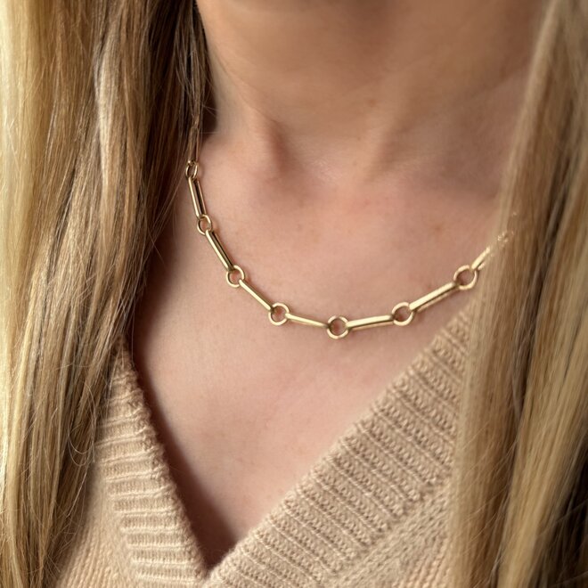Bar link necklace