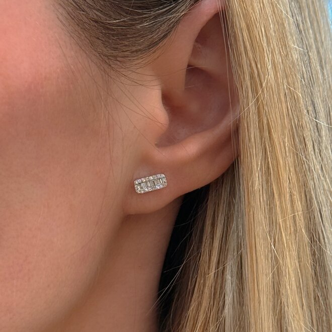 Baguette and round diamond bar earrings