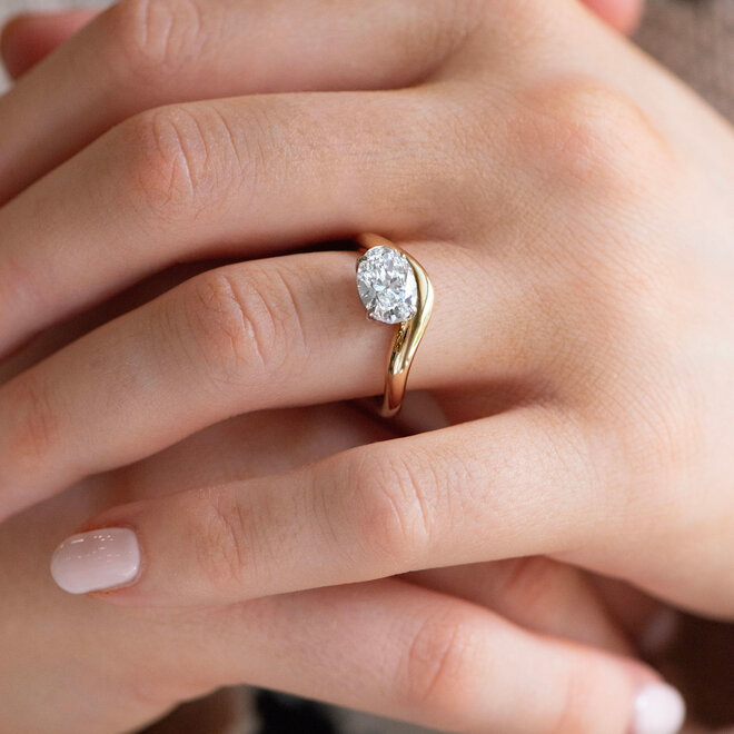 LAB The Sloane oval cut engagement ring