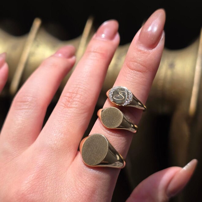 Diamond signet ring