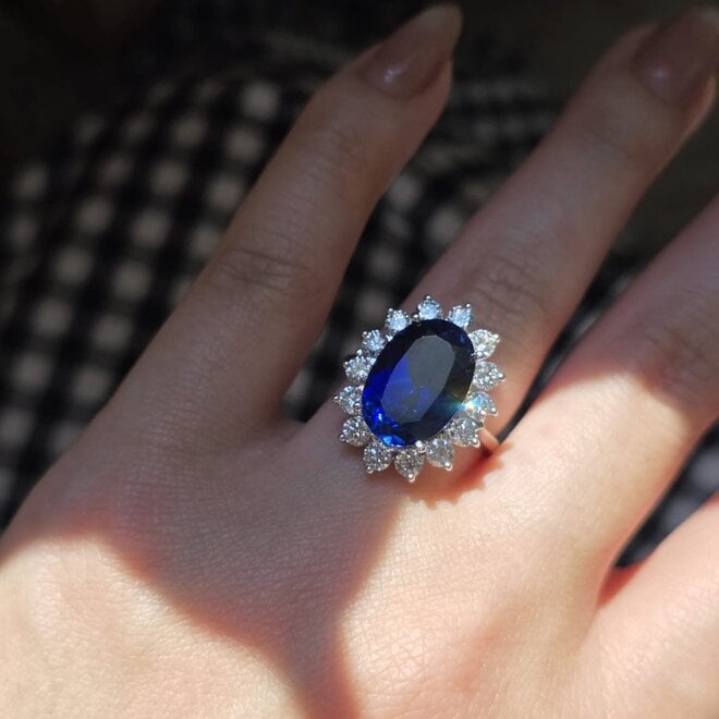 LAB The Juliet sapphire and diamond ring