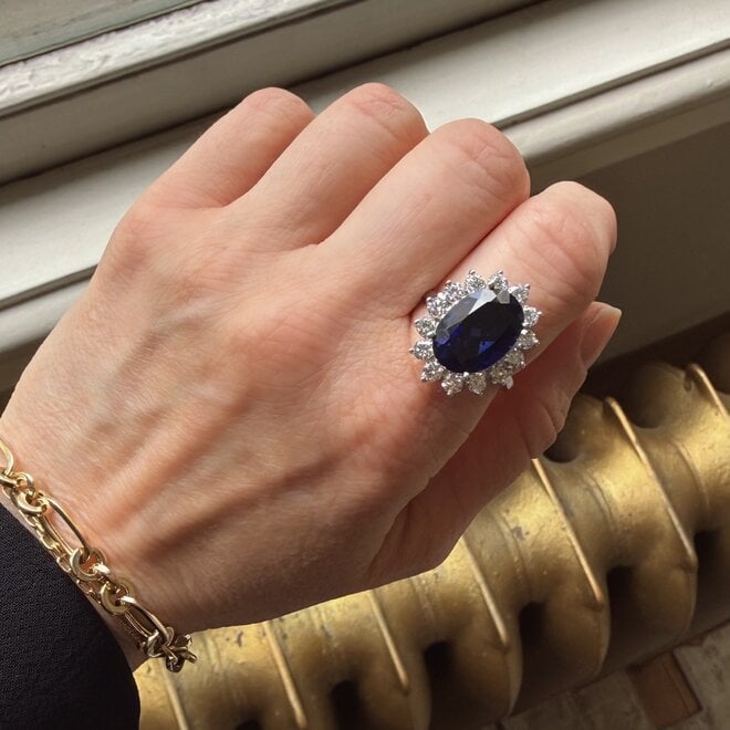 LAB The Juliet sapphire and diamond ring