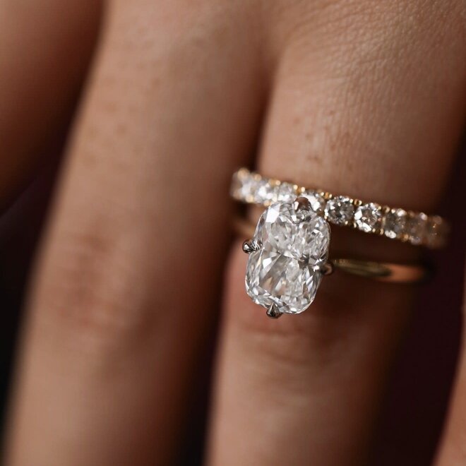 LAB The Willow cushion cut solitaire