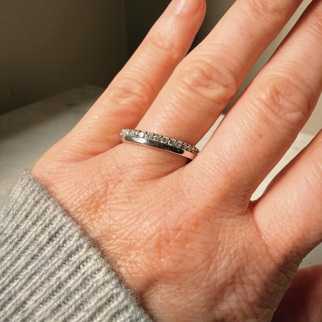 Diamond demi band - large